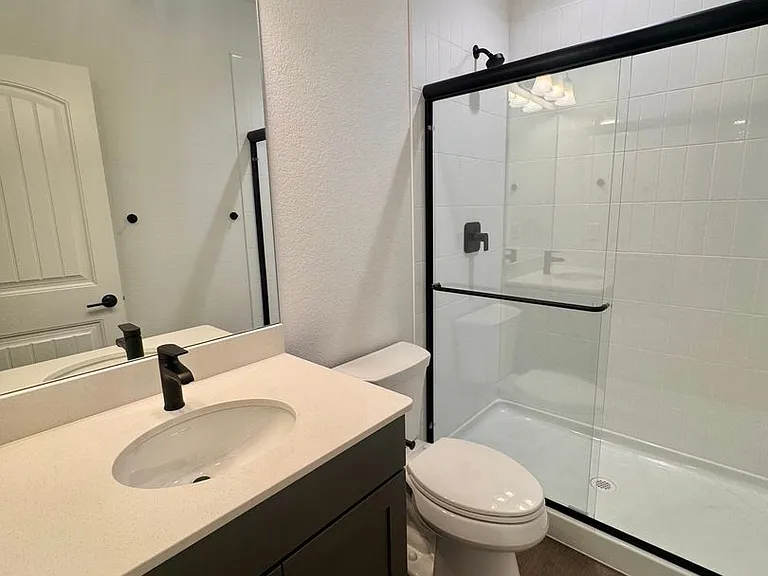 8275 Nat Love Dr — Photo 35