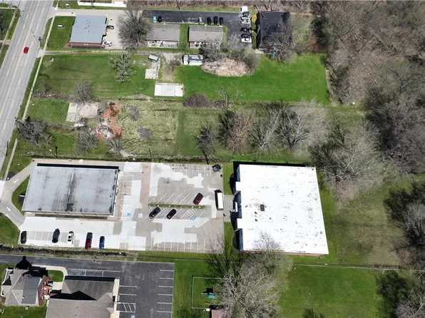 4977-4985 Oberlin Ave, Lorain, OH 44053