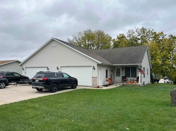 319-321 N Watertown St, Johnson Creek, WI 53038