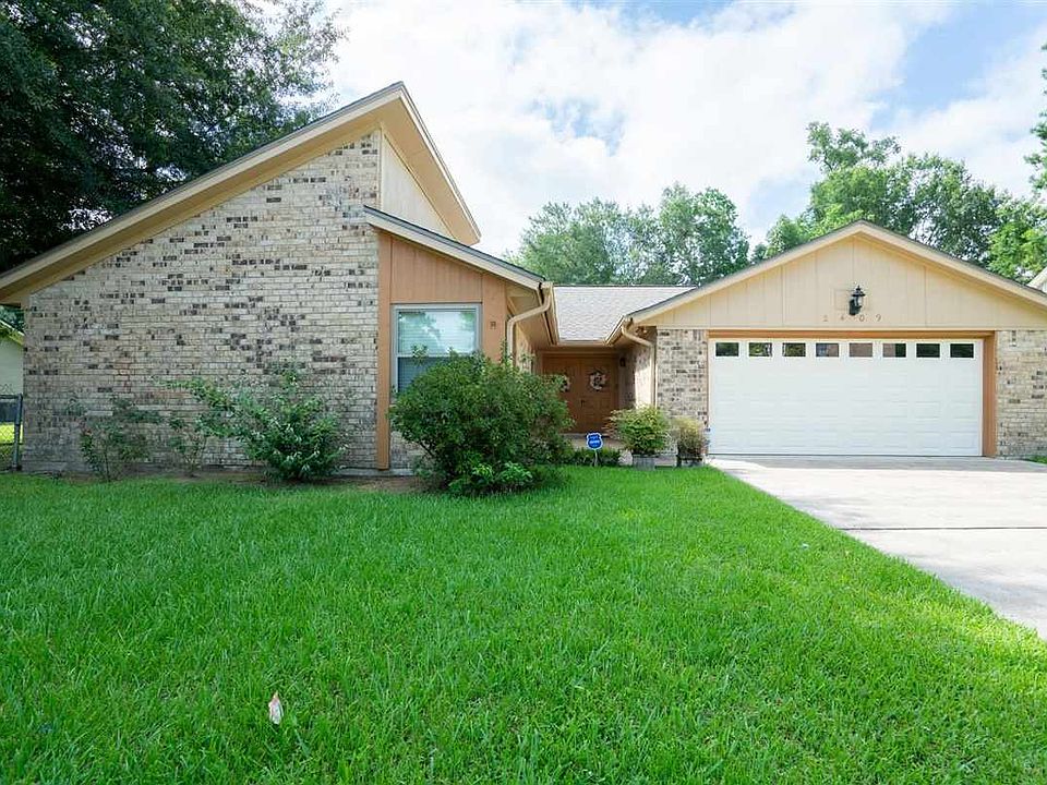 1st image of 2409 Northmont Dr