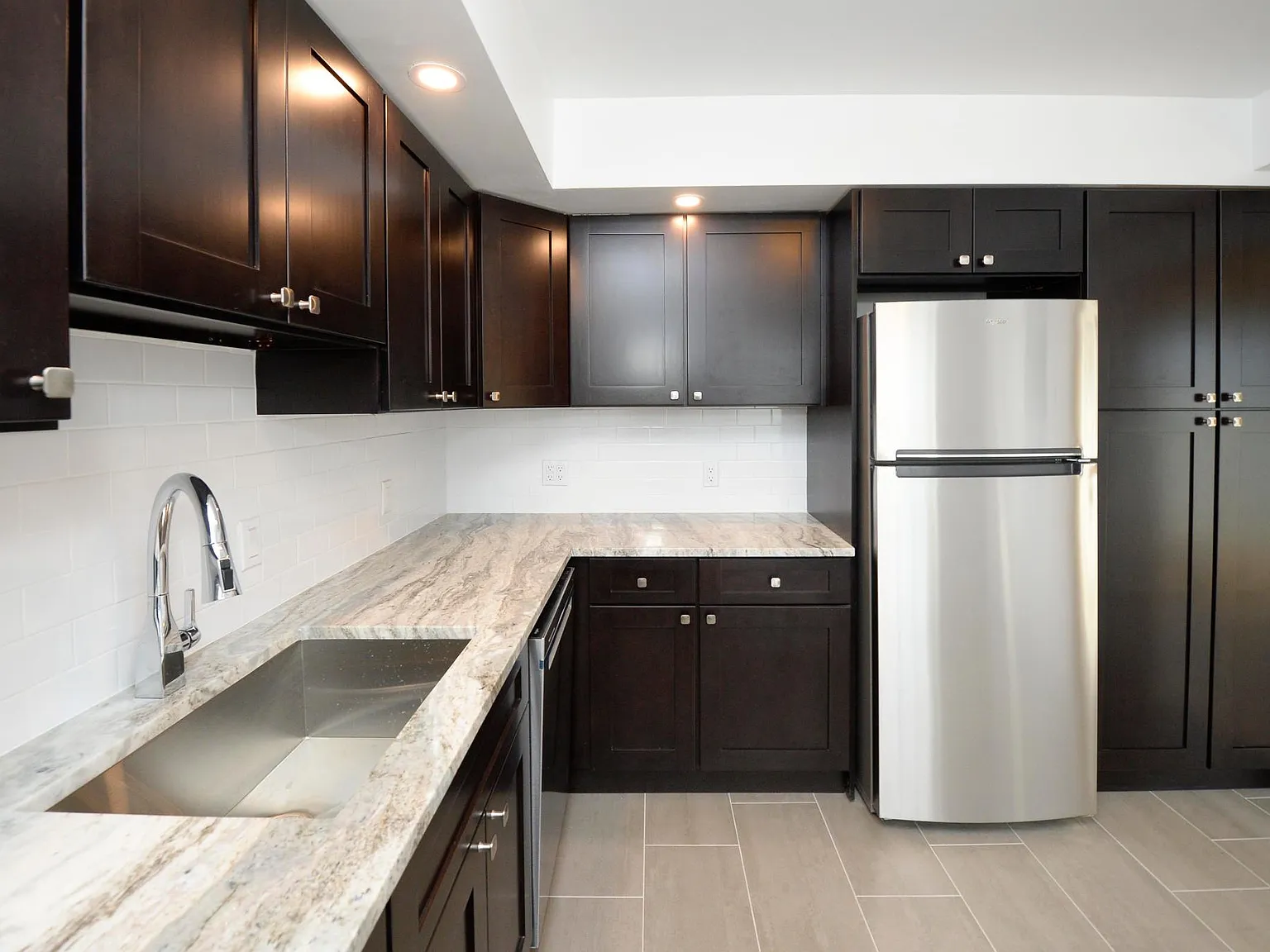 2 bed, $3,500 — Photo 2