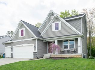 16486 Van Wagoner Rd, Spring Lake, MI 49456