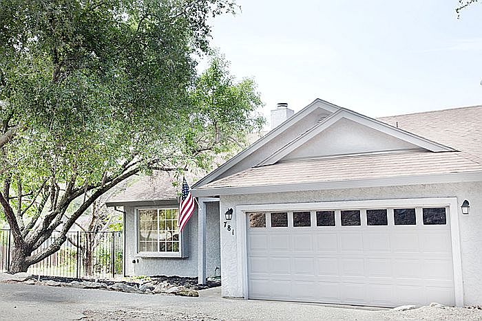 1st image of 781 Bonita Dr