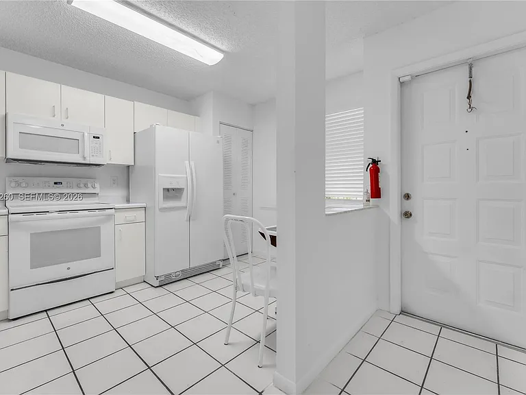 9511 Weldon Cir #G308 — Photo 5