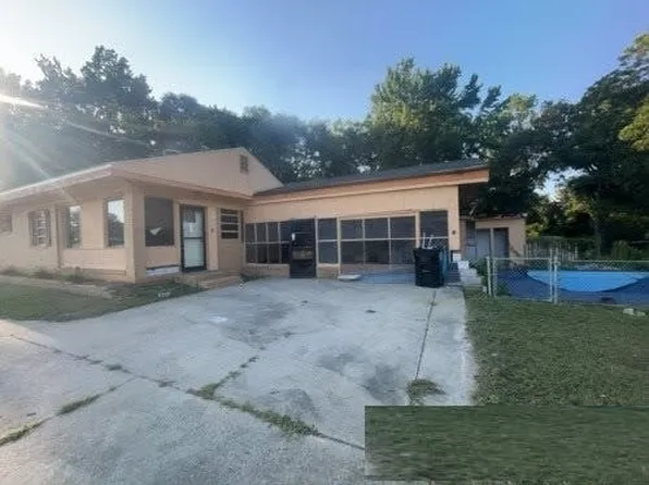 2051 Us Highway 13 N, Farmville, NC 27828