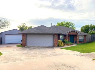 601 Redwood Cir, Norman, OK 73071