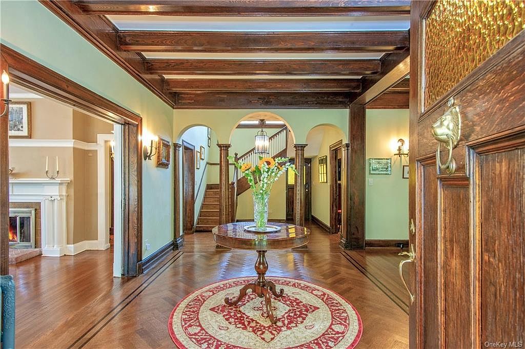 154 Neptune Avenue, New Rochelle, NY 10805 Zillow