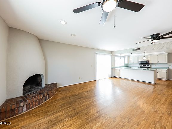4th image of 4903 W DESERT COVE Avenue