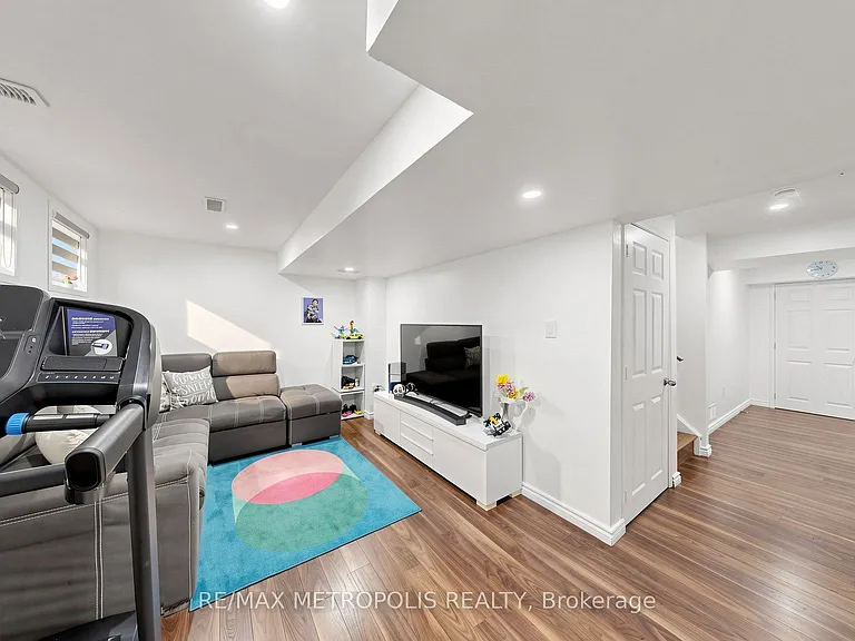 75 Willet Ter — Photo 41
