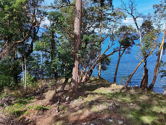 5th image of 138 Narrows West Rd