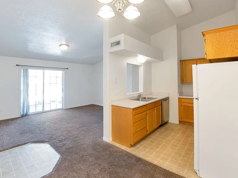 1295 W 1480 N — Photo 11