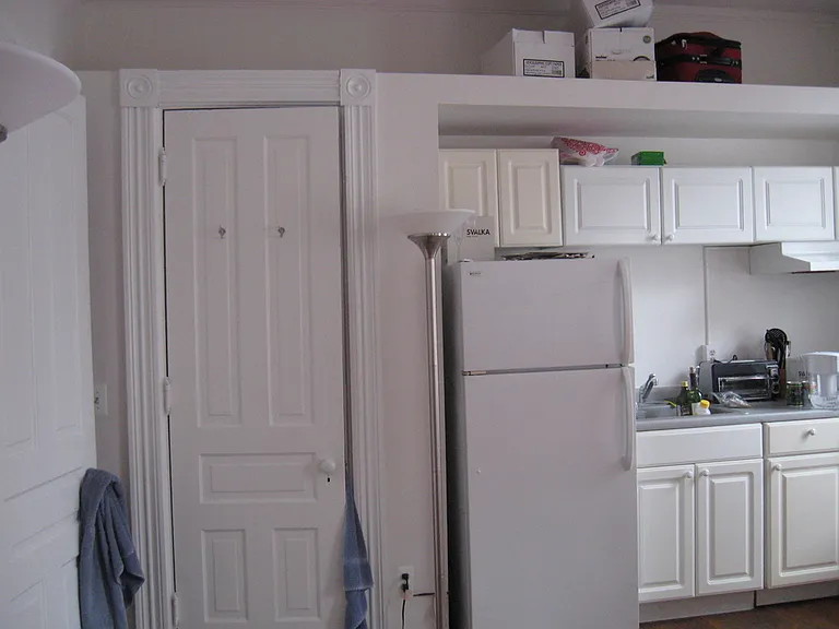 513 W Huron St #A — Photo 7