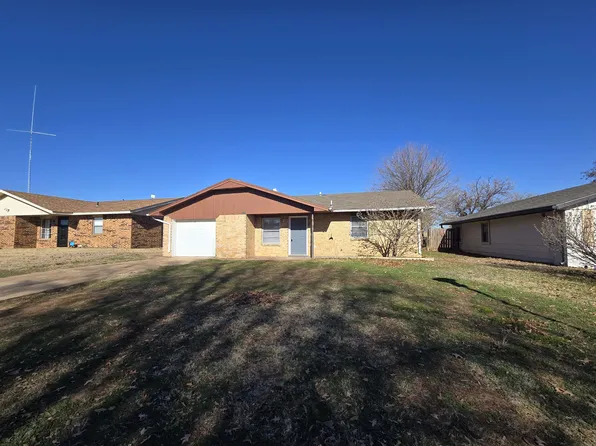 510 Highland Dr, Waukomis, OK 73773