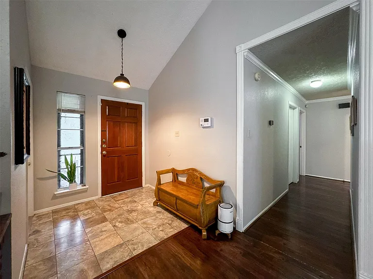 2909 Laurelridge Dr — Photo 10