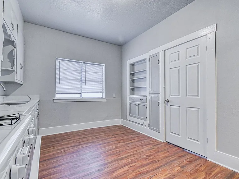 711 Jenkins Ave — Photo 15