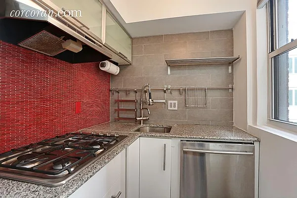 Sold by Corcoran | media 29