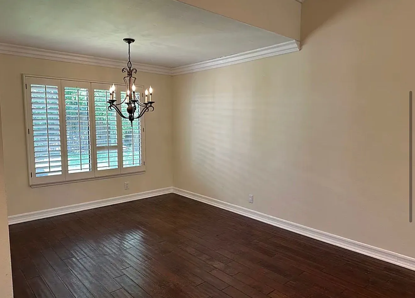 3 bed, 2.5 bath, 1623 sqft, $4,500 — Photo 4