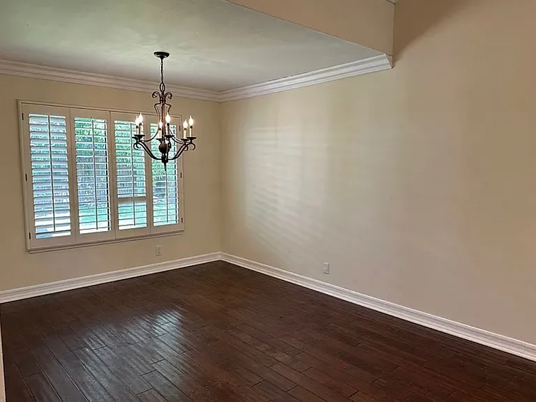 6691 Summerhill Ct — Photo 4