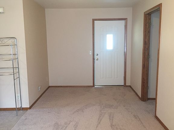 3rd image of 600 S Orchard St