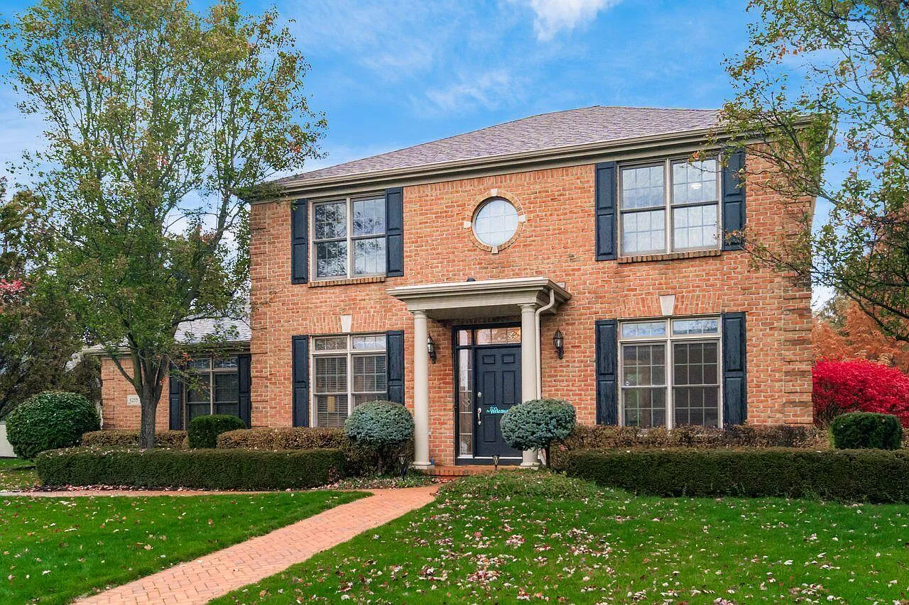 8255 Harvest Wind Dr photo 1