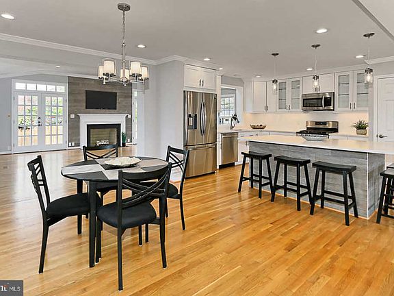 4th image of 8624 Buckboard Dr