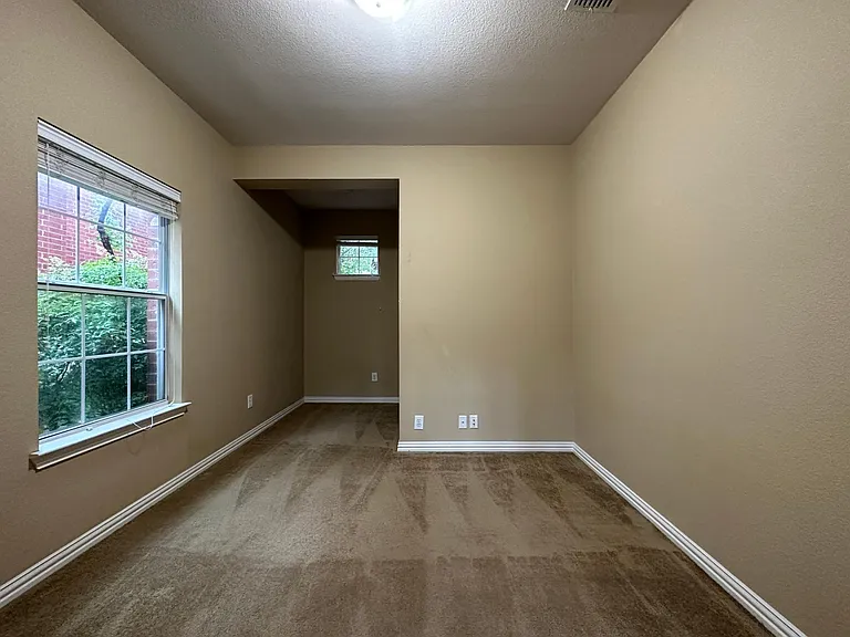 8730 Manhattan Ave #8730 — Photo 46