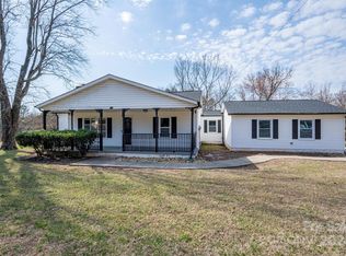 301 Dagenhart Farm Rd, Statesville, NC 28677