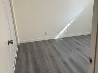 1305 E Carlton Dr #N, Glendale, CA 91205