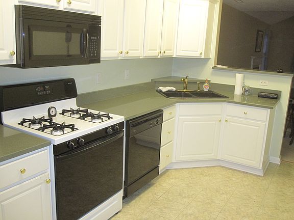 Appliances included