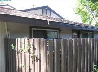 5476 Roundtree Pl APT J, Concord, CA 94521