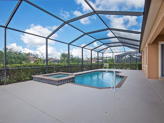 2nd image of 20982 Torre Del Lago St