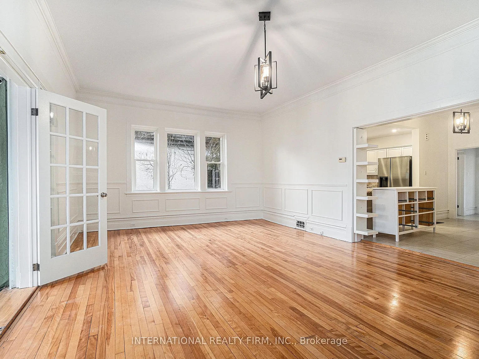 6 bed, $4,000 — Photo 4