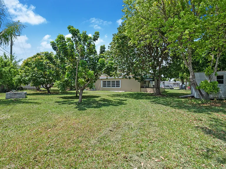 19221 Holiday Rd — Photo 12