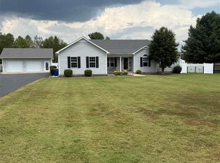7222 Old Greenhill Rd, Bowling Green, KY 42103