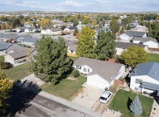 208 Bow St, Douglas, WY 82633