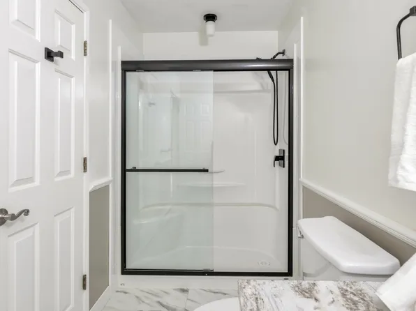 45875 Cheam Ave #202, Chilliwack, BC V2P 1N7