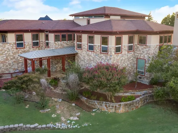 9207 Crystal Cv, Cedar Hill, TX 75104