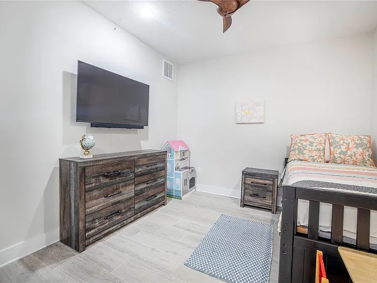 19505 Gulf Blvd #304 — Photo 38