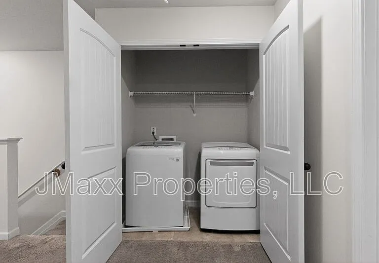 7151 Chara Ln — Photo 14