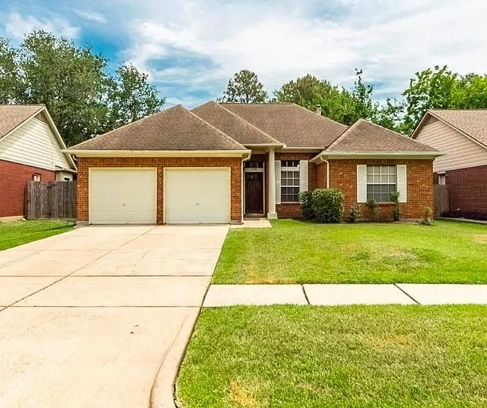 1207 Boulderwoods Dr — Photo 1