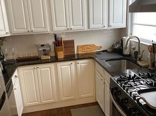 62 Parkway Rd APT 1, Bronxville, NY 10708