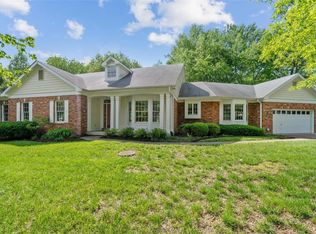 545 Pointe Essex Ct, Saint Louis, MO