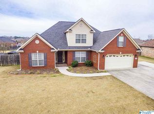 2309 Amberly Ln SW, Decatur, AL 35603