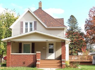 903 Beecher Ave, Galesburg, IL 61401