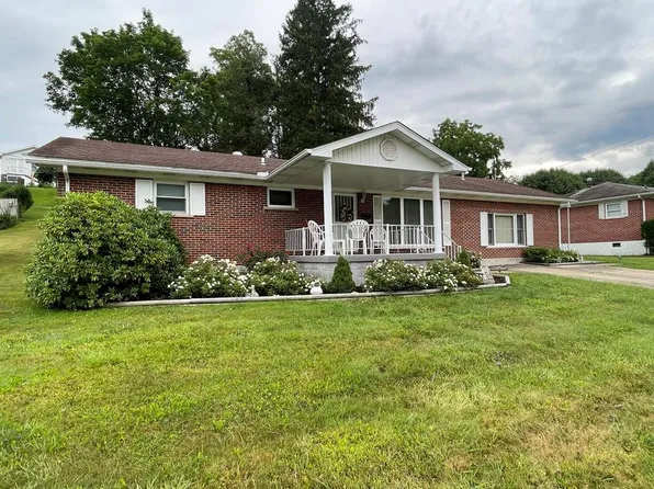 211 Berkley St, Beckley, WV 25801