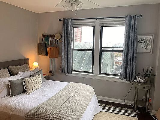4th image of 150 N 10th St APT 4