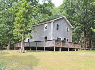 114 Beech Rd, Dingmans Ferry, PA 18328