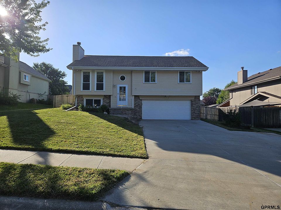 1st image of 2110 Corn Dr