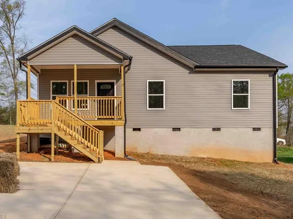 1467 Pollard Ave, Burlington, NC 27215