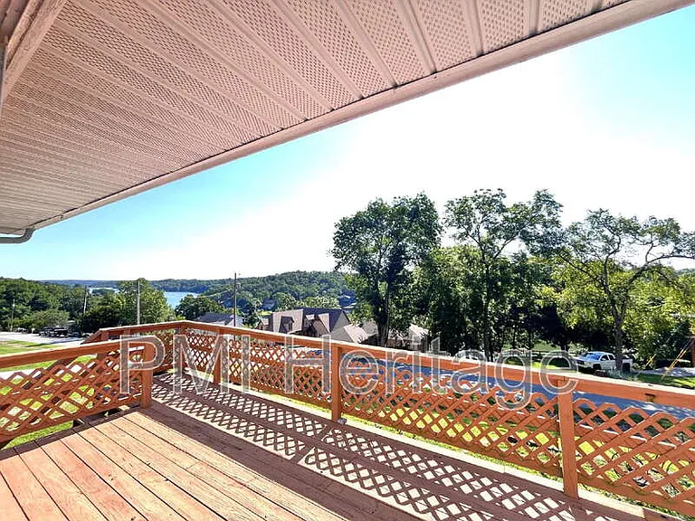 40 Portsmouth Dr — Photo 21